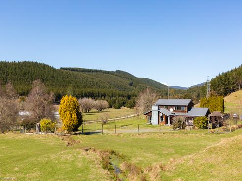 586 Howard Valley Road, St Arnaud
