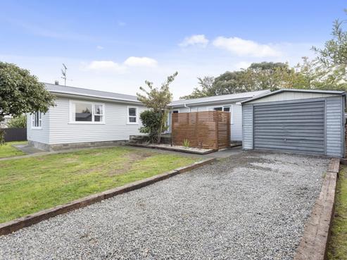 52 Waite Street, Featherston