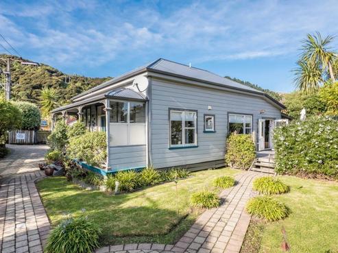 192 Raumati Road, Raumati Beach