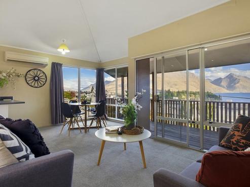 55B Hallenstein Street, Queenstown Central