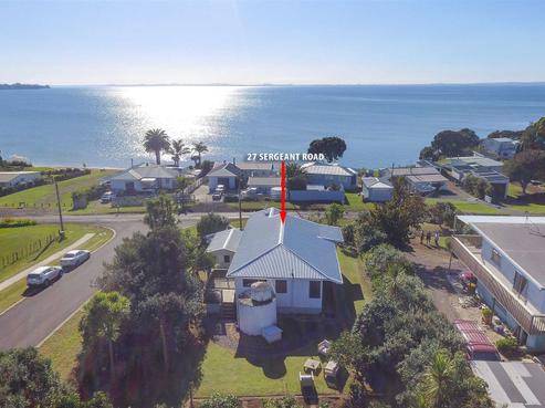 27 Sergeant Road, Awhitu
