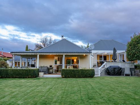 10 Kings Drive, Wanaka