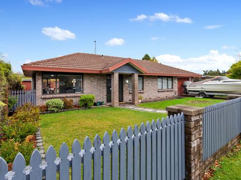 2 La Trobe Place, Utuhina