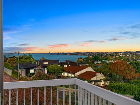 39 Cliff Road, Torbay