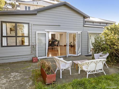 23D Maida Vale Road, Roseneath