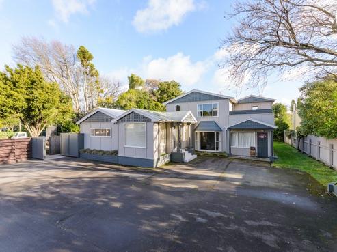 184 Fitzherbert Avenue, West End