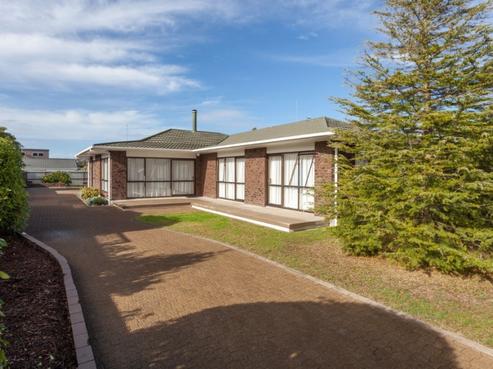408 Rutherford Road, Whangamata
