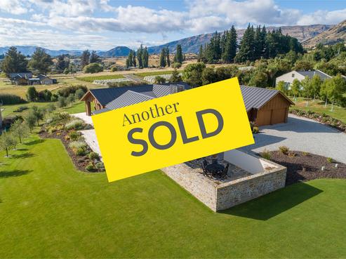 4 Hollyhock Lane, Wanaka
