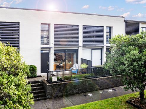 37 Bluegrey Avenue, Stonefields