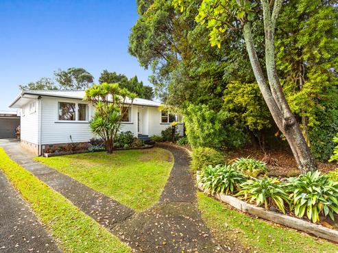 31 Hereford Street, Te Atatu Peninsula