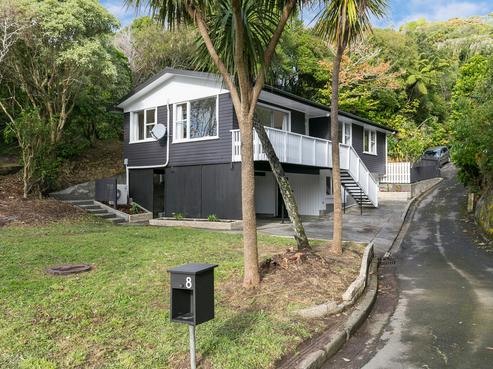 8 Rochester Street, Wilton