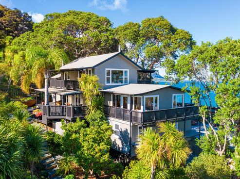 303 Nook Road, Parua Bay