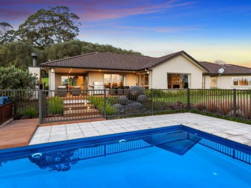 44A Attwood Road, Paremoremo
