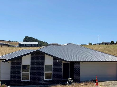 8 Ambedkar Way, Pukekohe