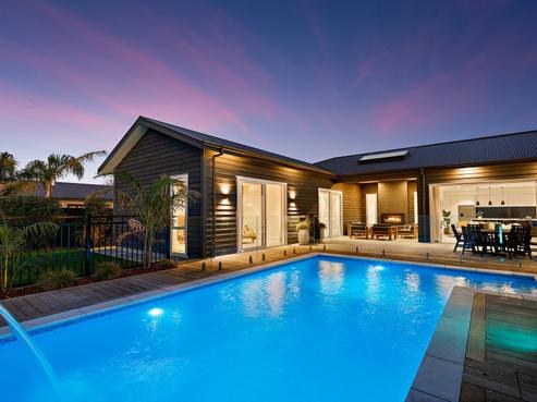 9 Shearwater Lane, Point Wells