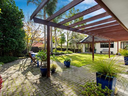 89 Marina View Drive, West Harbour