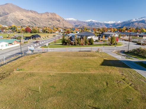 13 Tuke Lane, Wanaka
