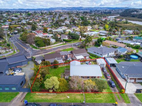 2 Abbotleigh Avenue, Te Atatu Peninsula