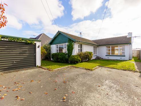 18 Coniston Avenue, Ilam