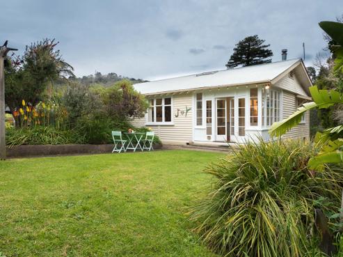 10 Pomare Road, Russell
