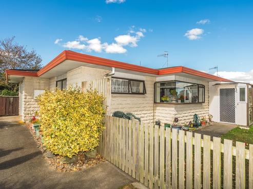 16 Oaklea Avenue, Marton