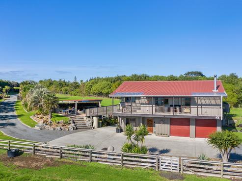 159 Glenbrook Beach Road, Glenbrook
