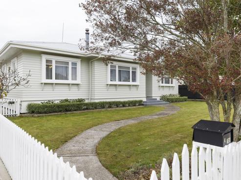 4 Wellington Street, Feilding
