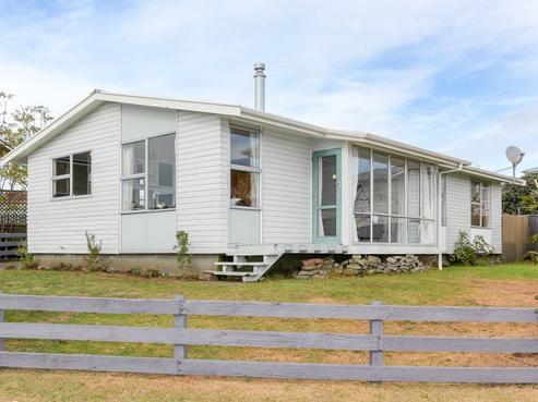 19 Leon Place, Waitara