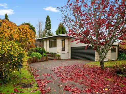 5 Fletcher Place, Leamington
