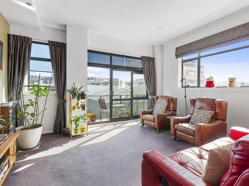 8/148 Tory Street, Te Aro