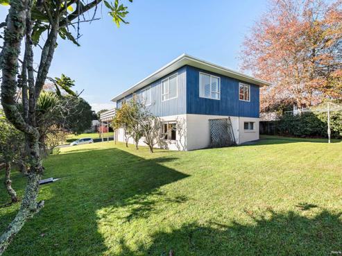 42 Miltonia Avenue, Te Atatu South