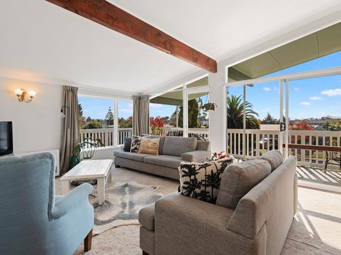 53 Resthill Crescent, Glenview