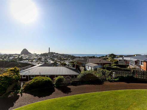 2A Tay Street, Spotswood