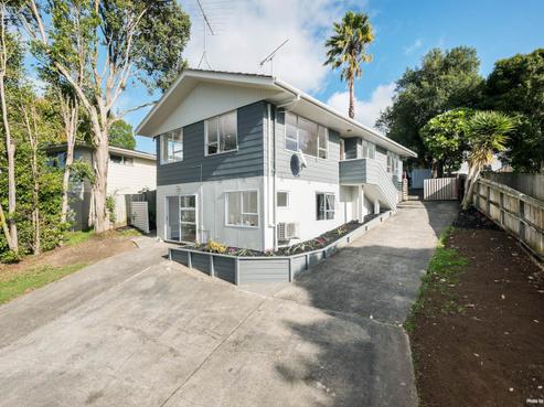 27 Vandeleur Avenue, Birkdale
