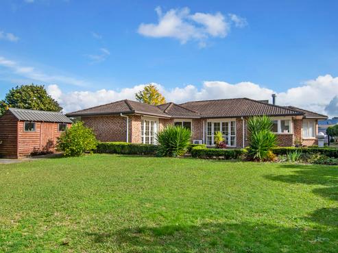 14 Chatsfield Place, Kamo
