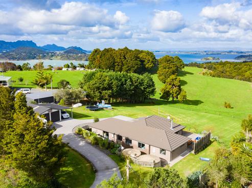 137 Te Rongo Road, Parua Bay