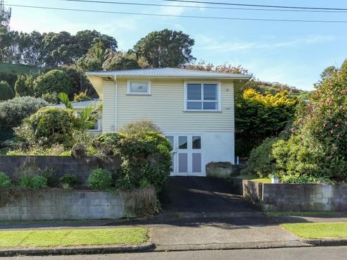 13 Clearmont Crescent, Blagdon
