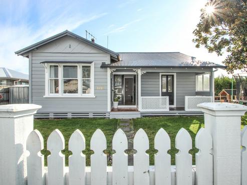 1212 Caroline Road, Mayfair