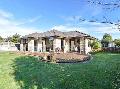 12 Pascoe Drive, Woodend
