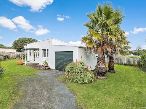 2/6 Centreway Road, Orewa
