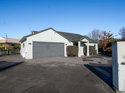 31 Carter Drive, Westbrook