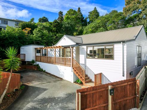 11 Squirrel Lane, Browns Bay