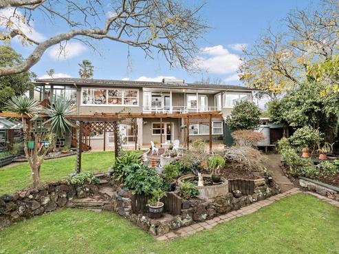 96 Coronation Road, Hillcrest