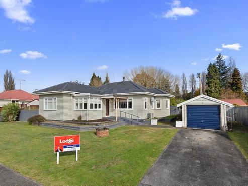 4 Plateau Drive, Fitzroy