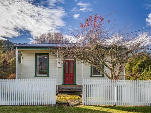 23 Railway Row, Ohakune