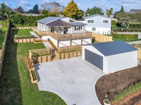 21 Cambridge Road, Riverhead