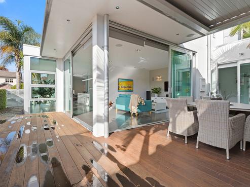 2C Rostrevor Street, Hamilton Central