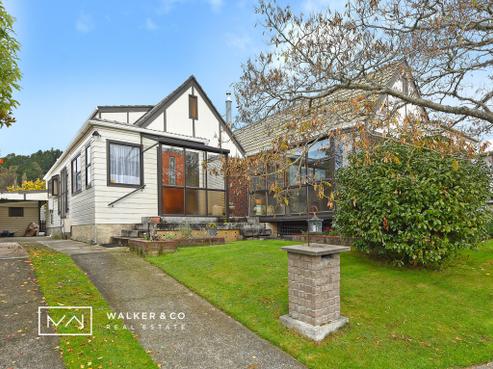 7 Clinker Grove, Silverstream