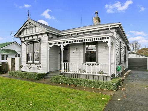 2 Stevenson Place, Leamington