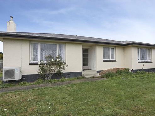 17 Dumbarton Place, Strathern